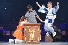 2012年に行われた「AKB48 29thシングル選抜じゃんけん大会」の様子。(c) AKS
