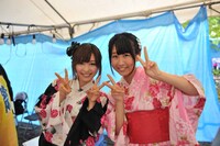 アイスクリーム屋を担当した舞川あやと桜愛美。