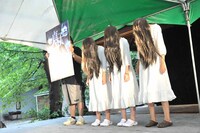 映画「貞子3D 2」をPRしに会場を訪れた貞子隊。