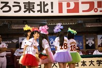 本番を目前に緊張した様子の百田投手。