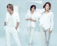 girl next door。右が千紗。