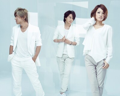 girl next door。右が千紗。