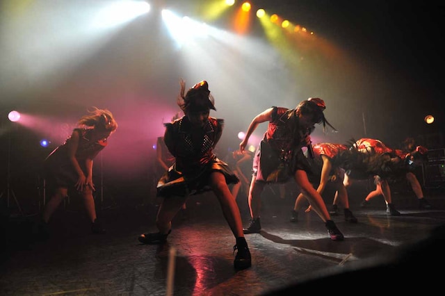 ヘッドバンキングするPASSPO☆。