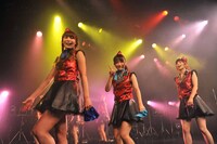 藤本有紀美、増井みお、玉井杏奈（左から）。