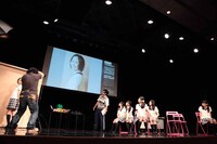 特別講師の魚住誠一による公開授業の様子。