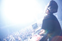 THE LOWBROWS（撮影：石井亜希）