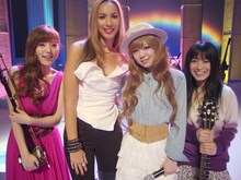 miwa×レオナ・ルイス×西野カナ×alan「TRUE COLORS」収録時のオフショット。