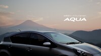 TOYOTA「AQUA」CMのワンシーン。