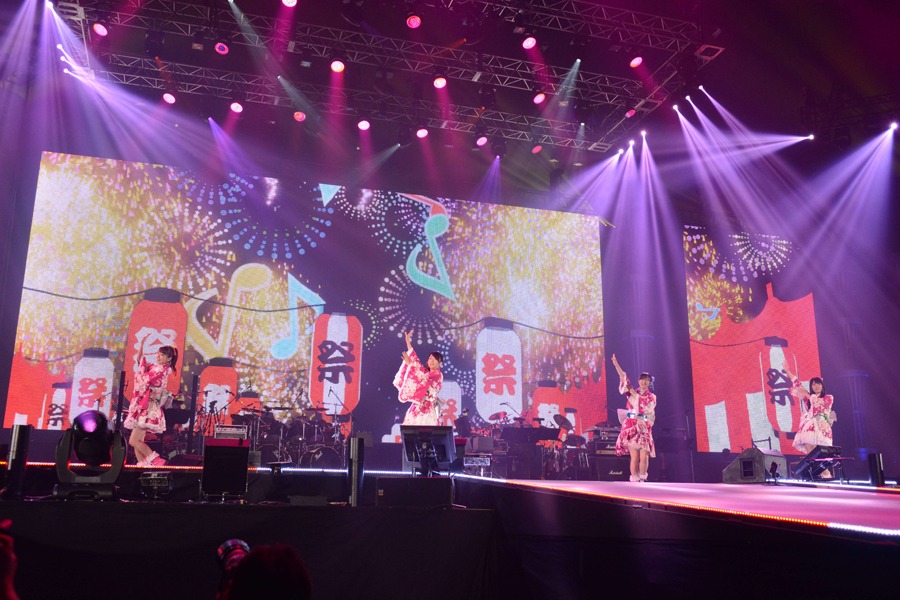 七森中☆ごらく部 (c)Animelo Summer Live 2013/MAGES.