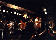 「ASIAN KUNG-FU GENERATION THE MEMORIES 2003-2013」に掲載されるカット。