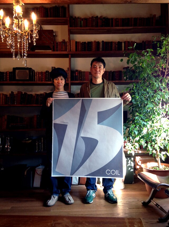 COIL。左から岡本定義、佐藤洋介。