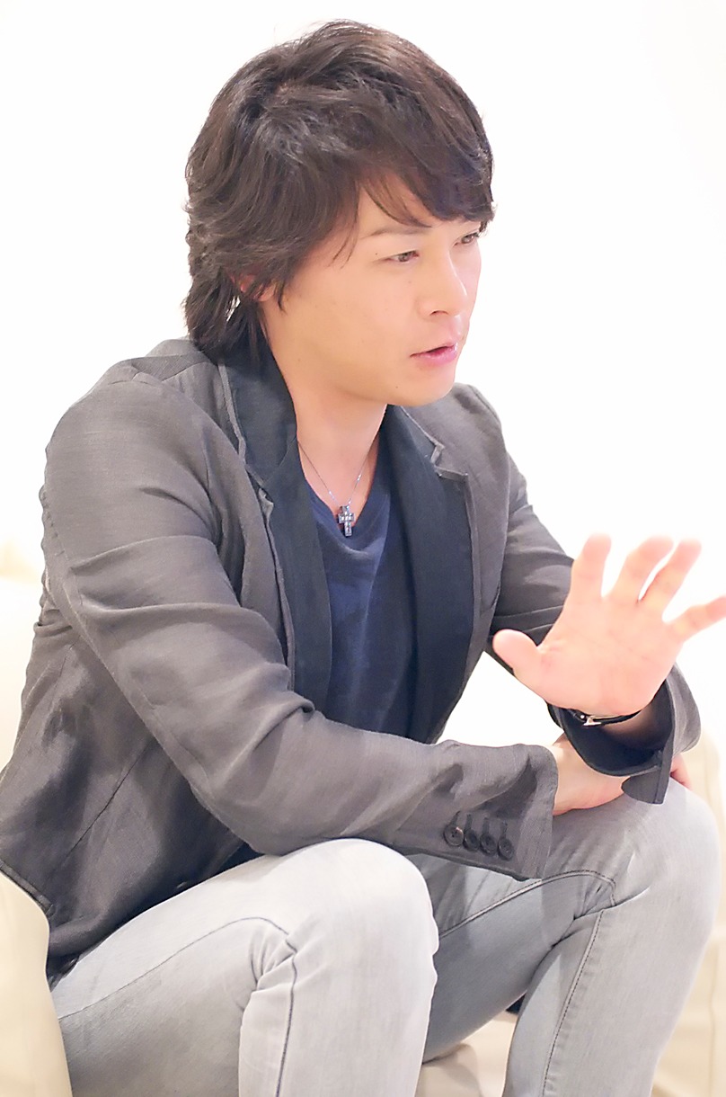 河村隆一