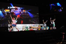 ももいろクローバーZ「ももいろクローバーZ 第1回 ももクラシック in 武道館」の様子。