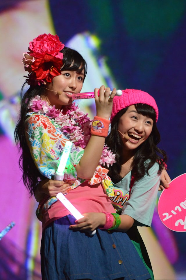 佐々木彩夏、百田夏菜子。