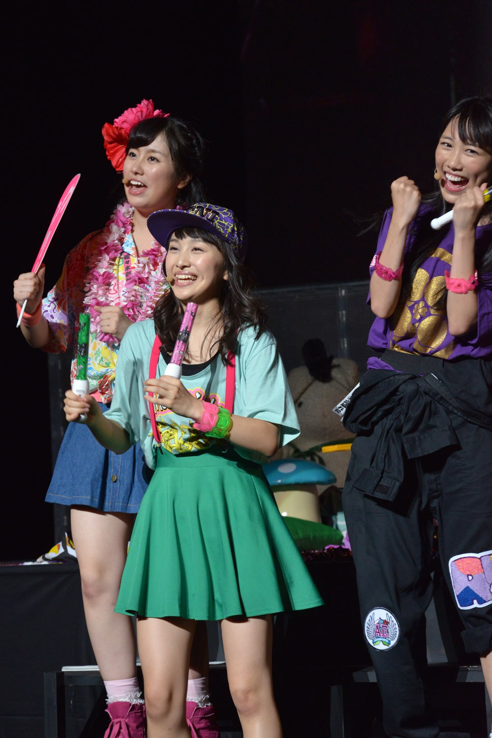 佐々木彩夏、百田夏菜子、高城れに。
