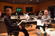 久石譲とATSUSHI（EXILE）のレコーディング風景。