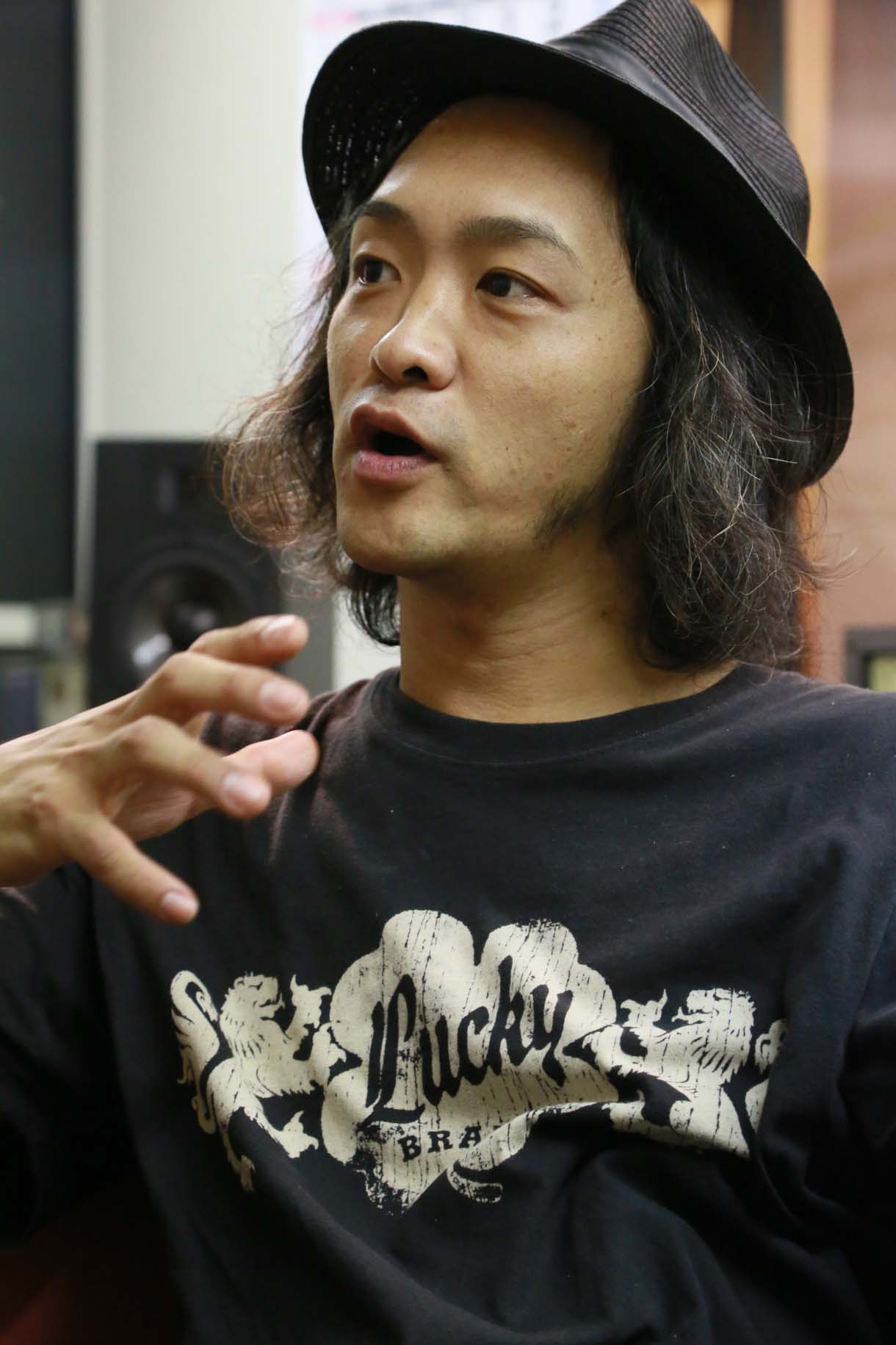 高野哲