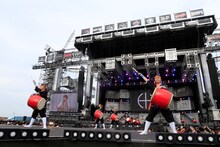 HY（撮影：小川舞、青木カズロー）