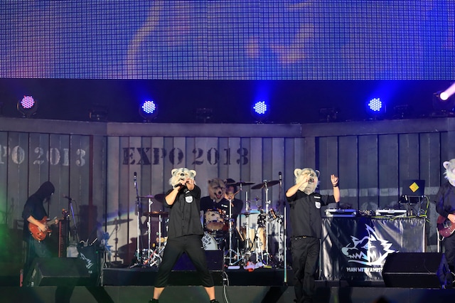 MAN WITH A MISSION（撮影：小川舞、青木カズロー）