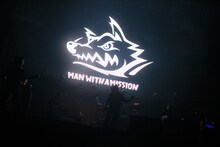 MAN WITH A MISSION（撮影：小川舞、青木カズロー）