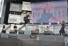 氣志團「氣志團万博2013～房総爆音梁山泊～」出演時の様子。（撮影：小川舞、青木カズロー）