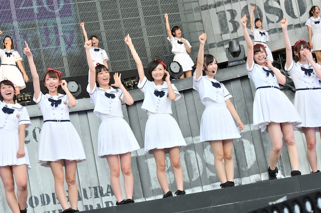 乃木坂46（撮影：小川舞、青木カズロー）