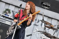 SCANDAL（撮影：小川舞、青木カズロー）