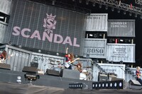 SCANDAL（撮影：小川舞、青木カズロー）