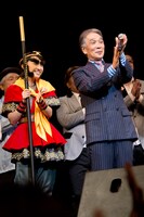 百田夏菜子と堺正章。