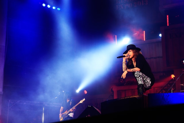 黒夢（撮影：青木カズロー）