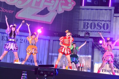 ももいろクローバーZ（撮影：小川舞）