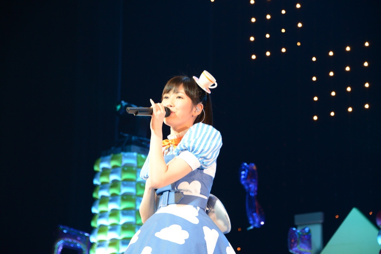 渡辺麻友