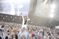 GLAY「GLAY Special Live 2013 in HAKODATE GLORIOUS MILLION DOLLAR NIGHT Vol.1」の様子。