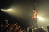 JOEY YAKUSHI（G, Vo / EGG BRAIN）