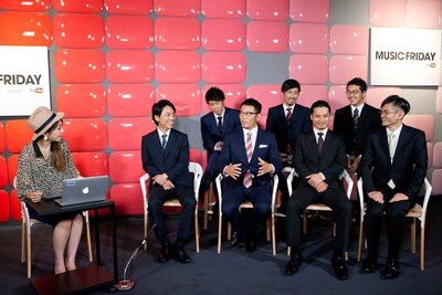 WORLD ORDER「MUSIC FRIDAY on Google+ | YouTube」出演時のトークの様子。