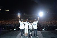 ASIAN KUNG-FU GENERATION「ASIAN KUNG-FU GENERATION デビュー10周年記念ライブ ファン感謝祭」の様子。（photo by TEPPEI）