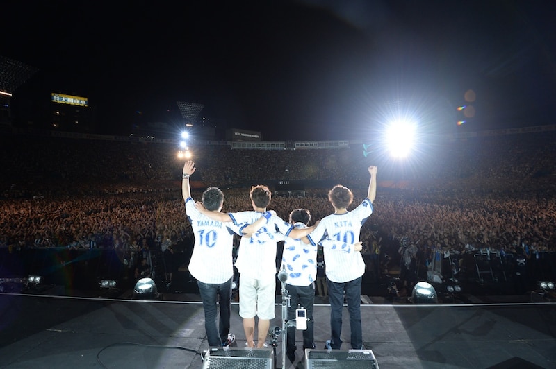 ASIAN KUNG-FU GENERATION「ASIAN KUNG-FU GENERATION デビュー10周年記念ライブ ファン感謝祭」の様子。(photo by TEPPEI)