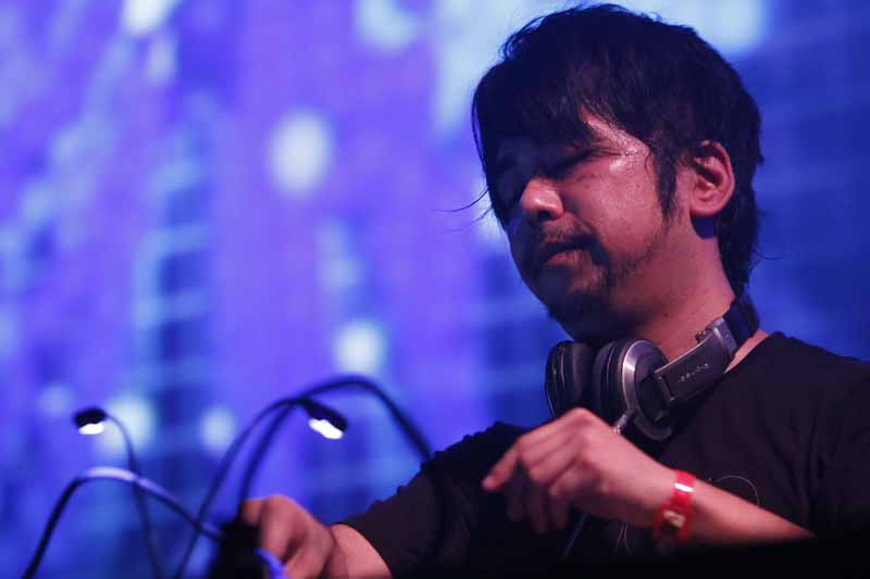 DJ Sodeyama（Photo by 北岡一浩）