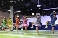 チームしゃちほこ「愛のフリーライブ」広島公演の様子。