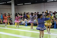 チームしゃちほこ「愛のフリーライブ」広島公演の様子。