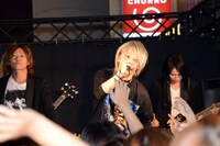 本日9月20日に行われたSuGサプライズライブの様子。