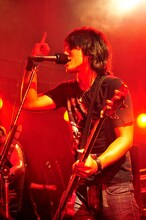 「J LIVE 2013 TOKYO 10 DAYS!! - 5 Months a BLAZE -［Close Fire］」の様子。