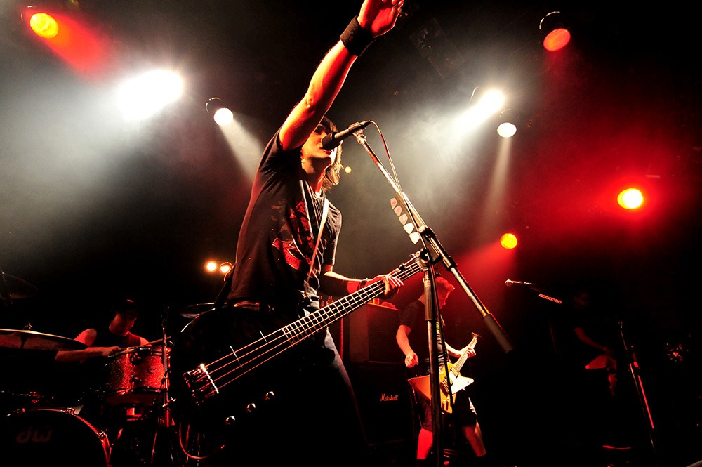 「J LIVE 2013 TOKYO 10 DAYS!! - 5 Months a BLAZE -［Close Fire］」の様子。