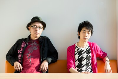 左から大槻ケンヂ、タカハシヨウ