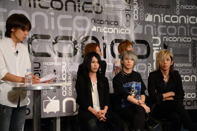 「SuG復活 緊急特番 "update ver.0"」の様子。