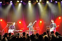 「ふくろうずの内弁慶ツアー～パピプペピンポイントNo.1 ver～」LIQUIDROOM ebisu公演の様子。