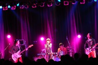 「ふくろうずの内弁慶ツアー～パピプペピンポイントNo.1 ver～」LIQUIDROOM ebisu公演の様子。