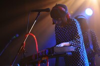 内田万里（Vo, Key）