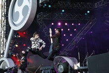 イベント初日に登場したGRANRODEO。