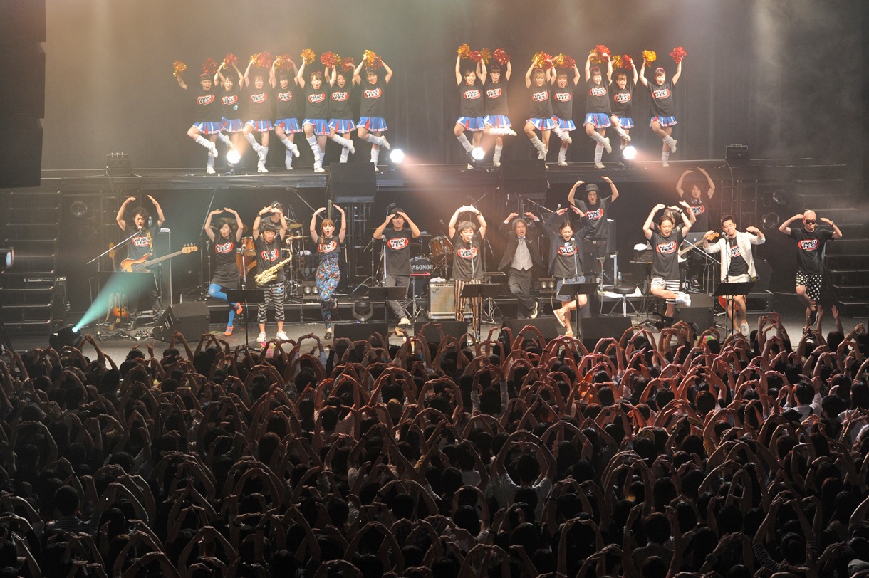 「YANO MUSIC FESTIVAL 2013」エンディングの様子。